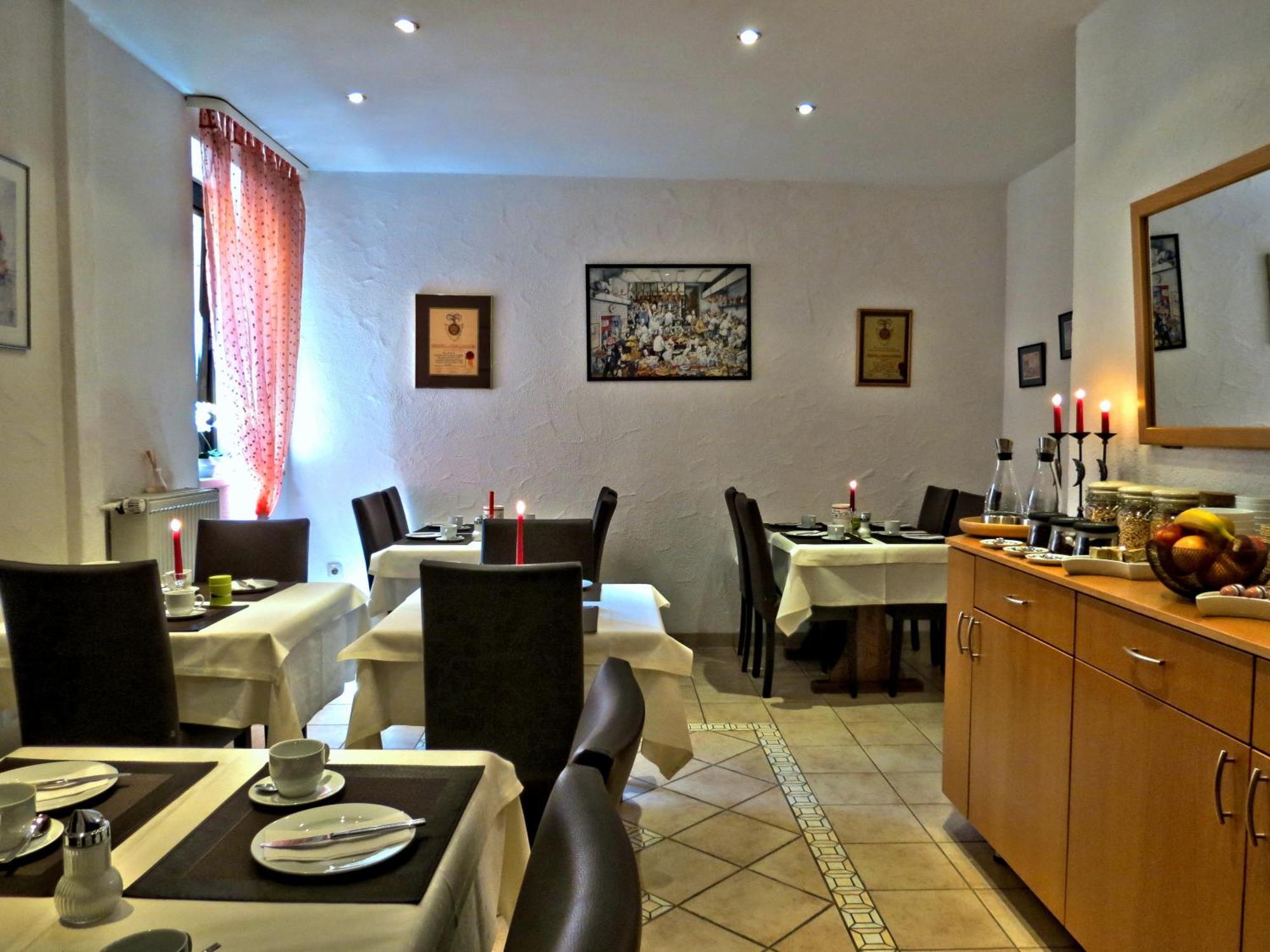 Hotel Saarblick Mettlach Zewnętrze zdjęcie