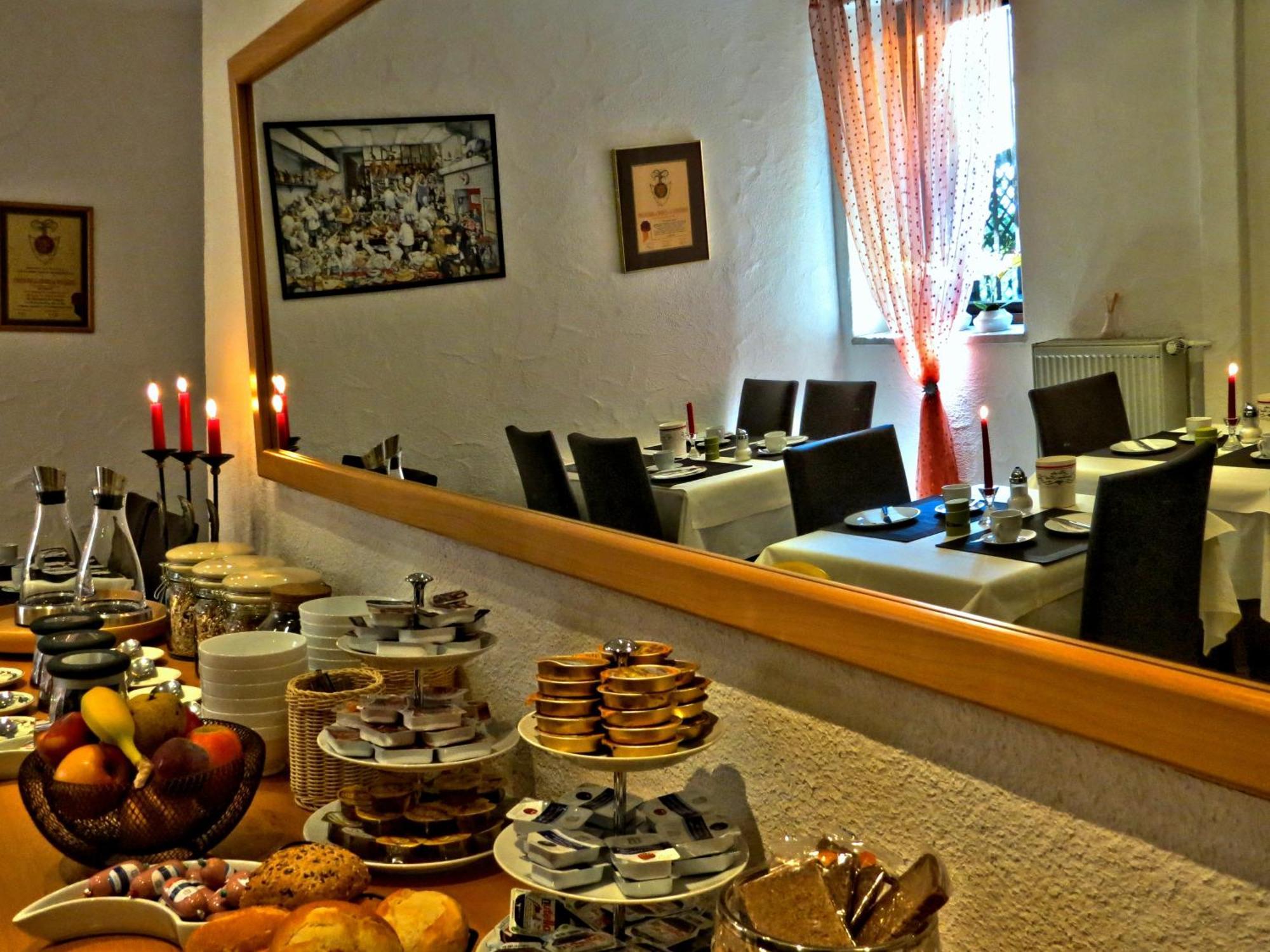 Hotel Saarblick Mettlach Zewnętrze zdjęcie