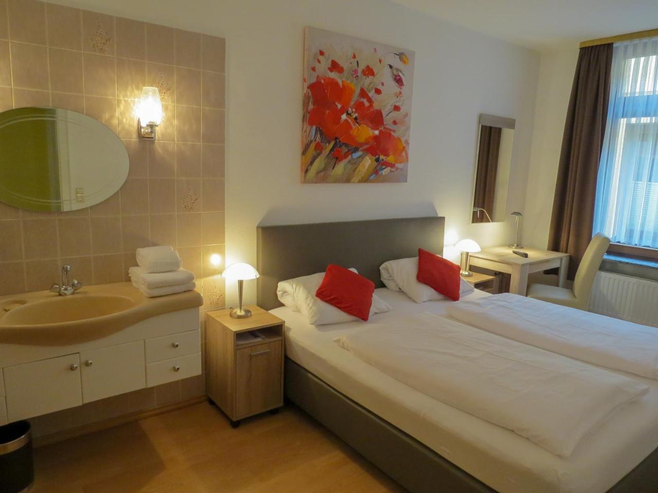 Hotel Saarblick Mettlach Zewnętrze zdjęcie